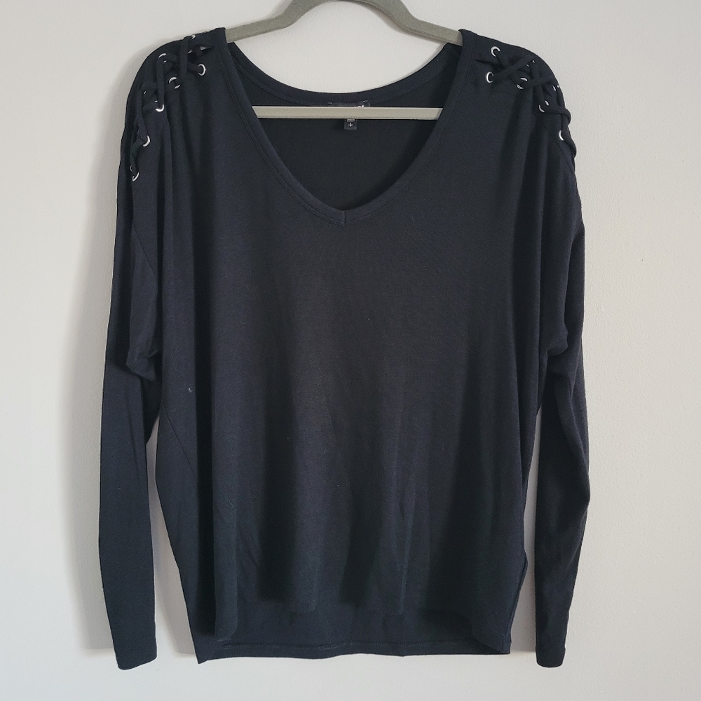 Express Long Sleeve Lace Up Shoulder Top in Black